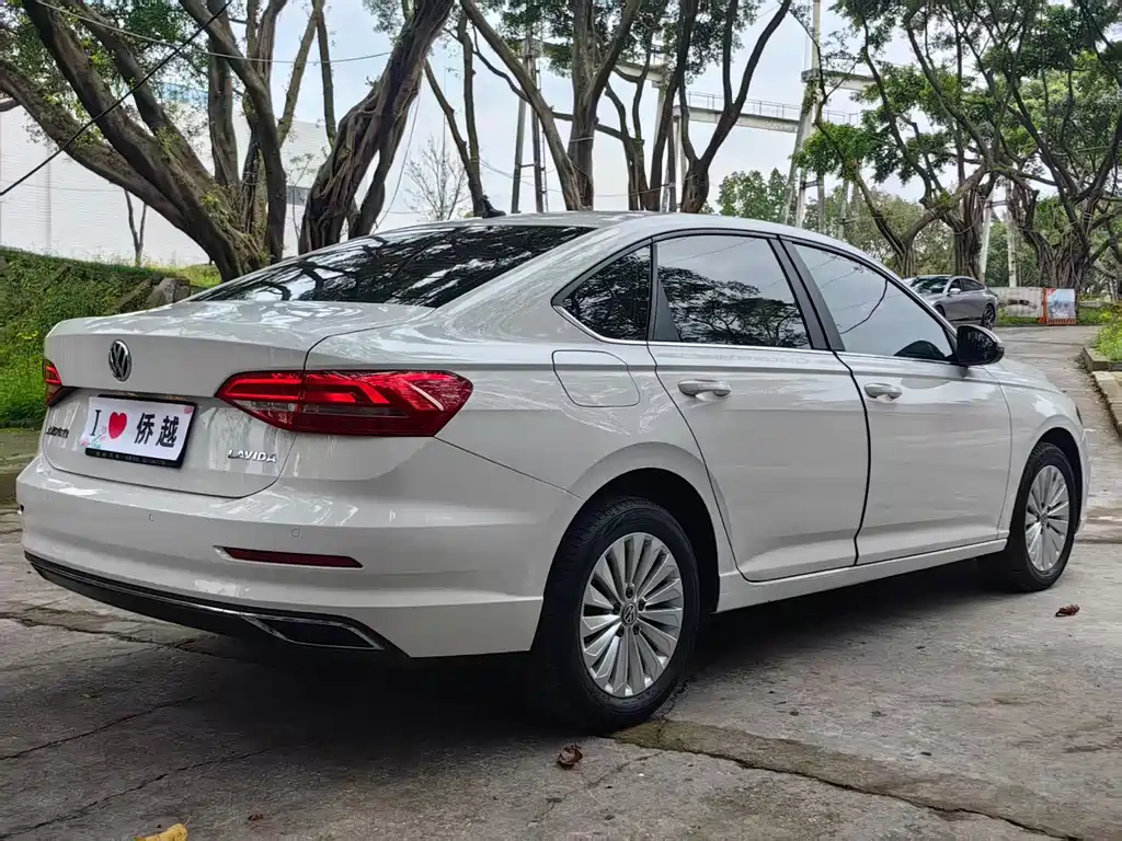 Volkswagen Lavida 2018 1.5L AT Comfort V