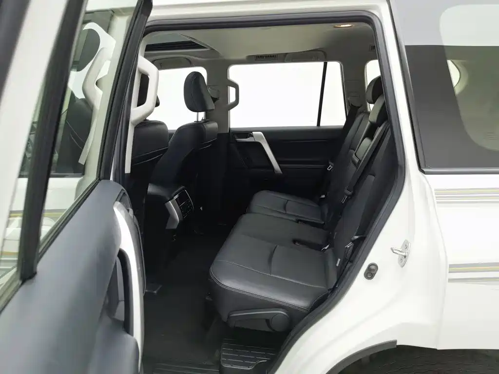 Toyota Prado — миниатюра 15