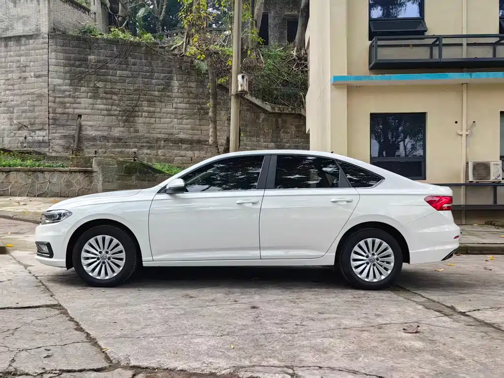 Volkswagen Lavida 2018 1.5L AT Comfort V