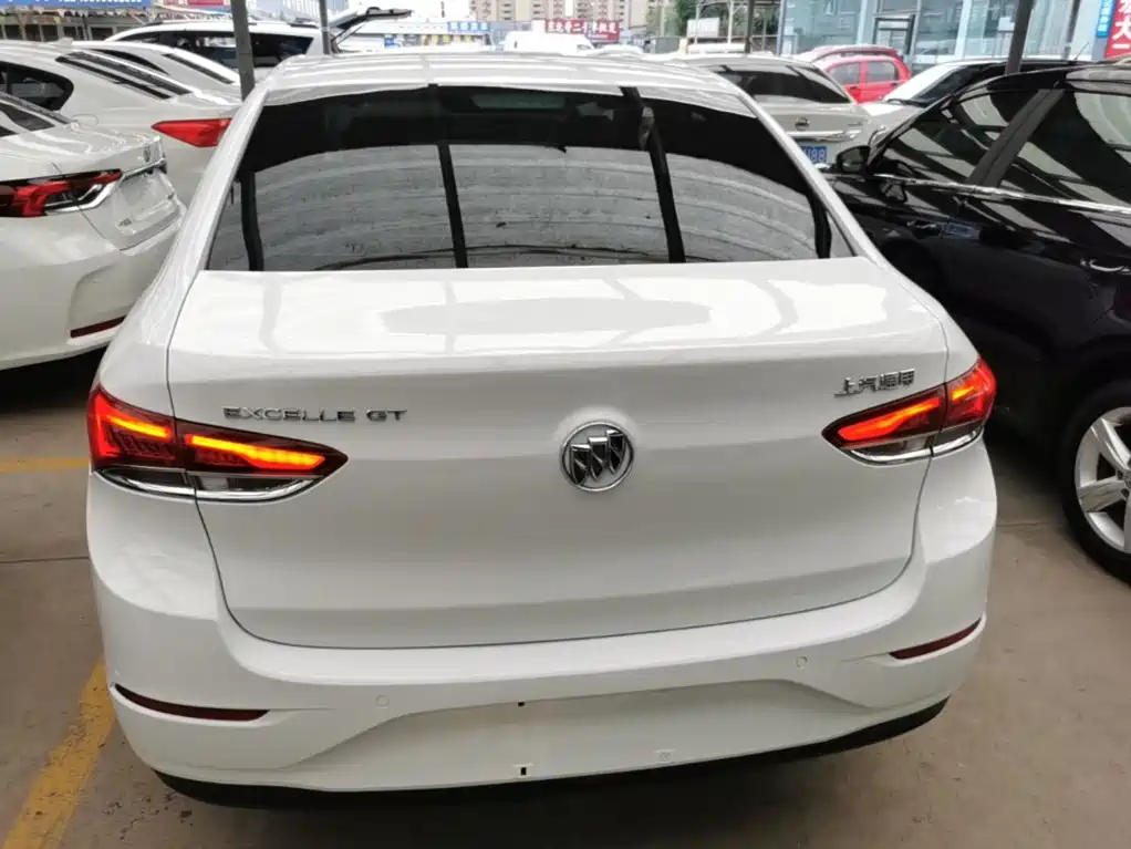 Buick Excelle — миниатюра 6