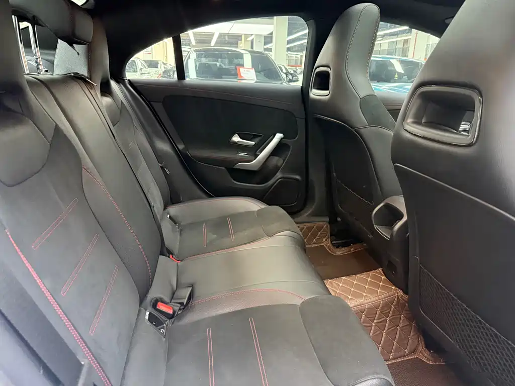 Mercedes-Benz CLA (Import) — миниатюра 19