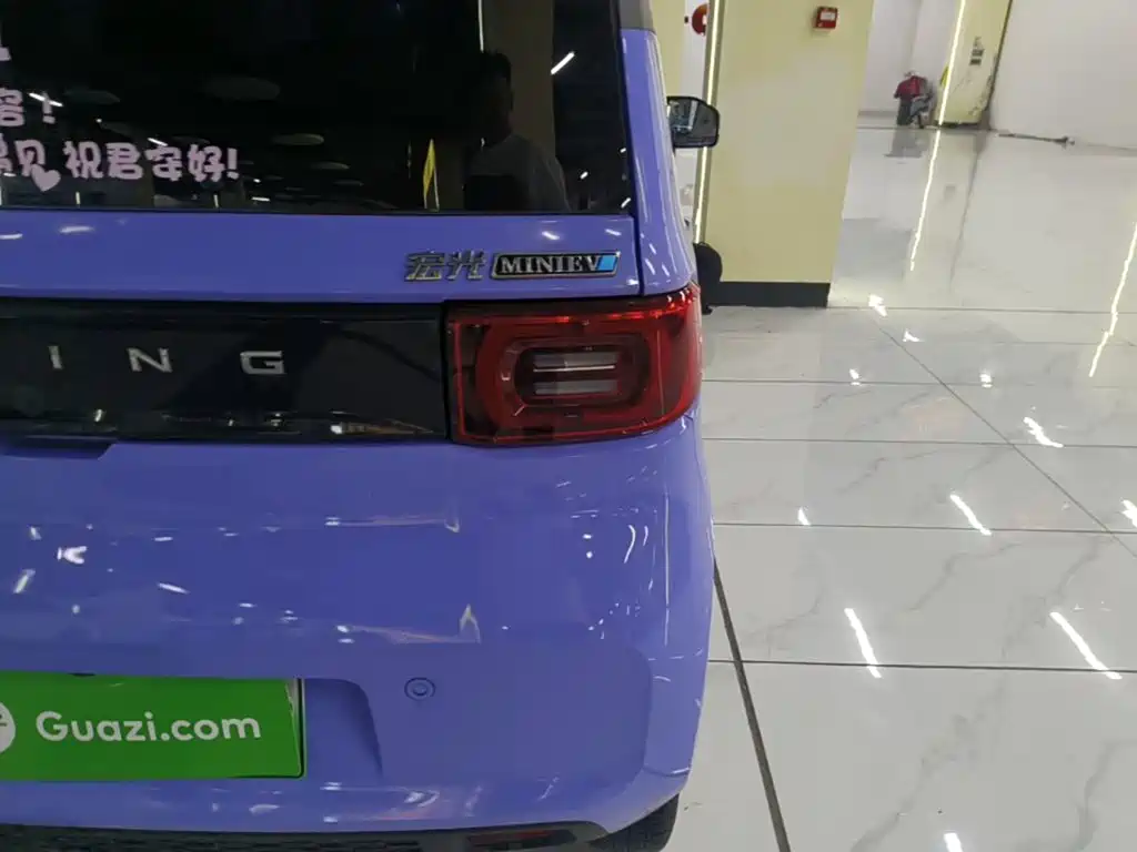 Wuling MINIEV — миниатюра 8