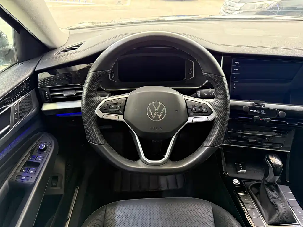 Volkswagen Passat — миниатюра 8