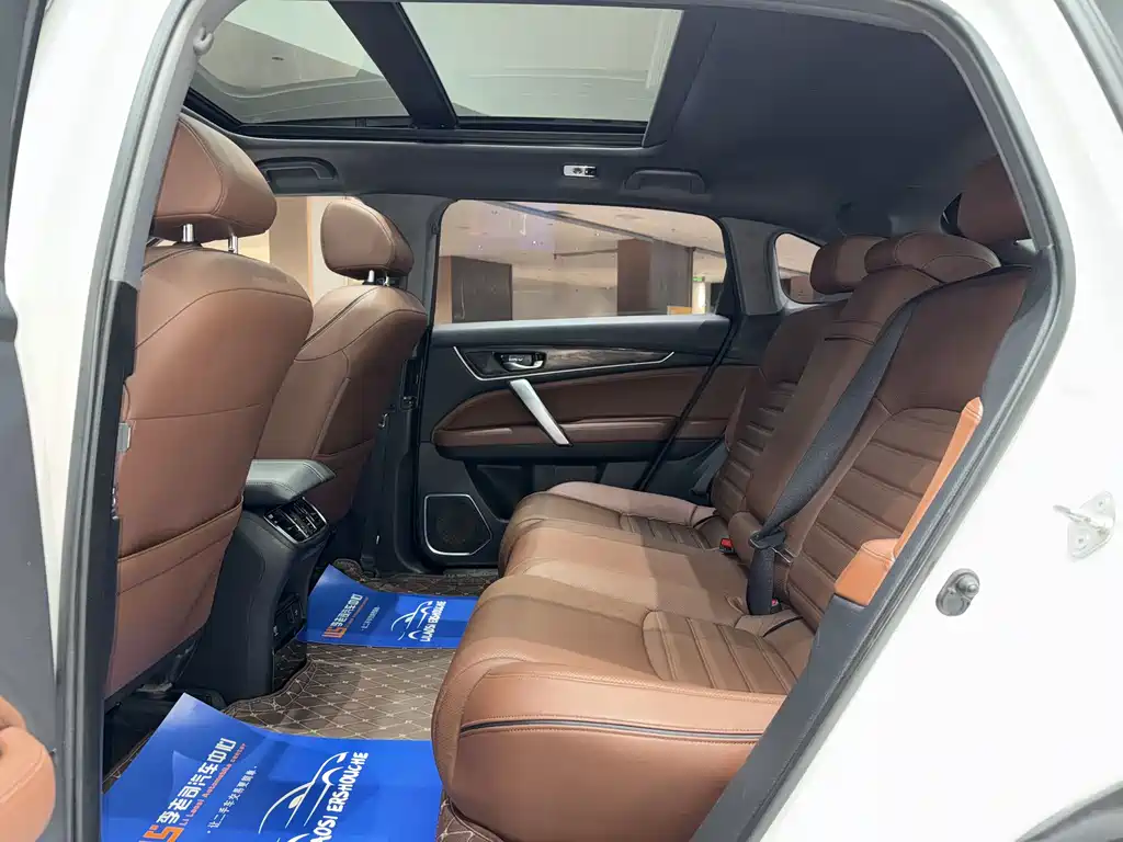 Honda UR-V 2017 370TURBO Luxury V
