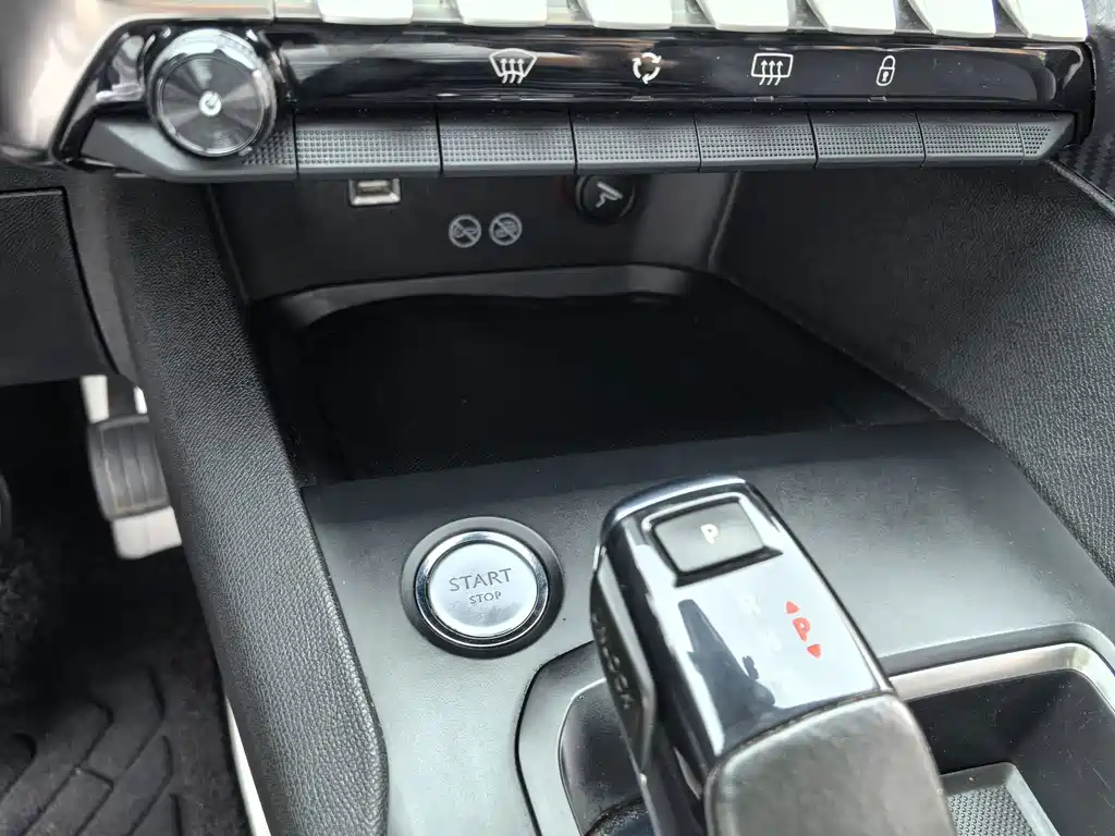 Peugeot 4008 — миниатюра 24