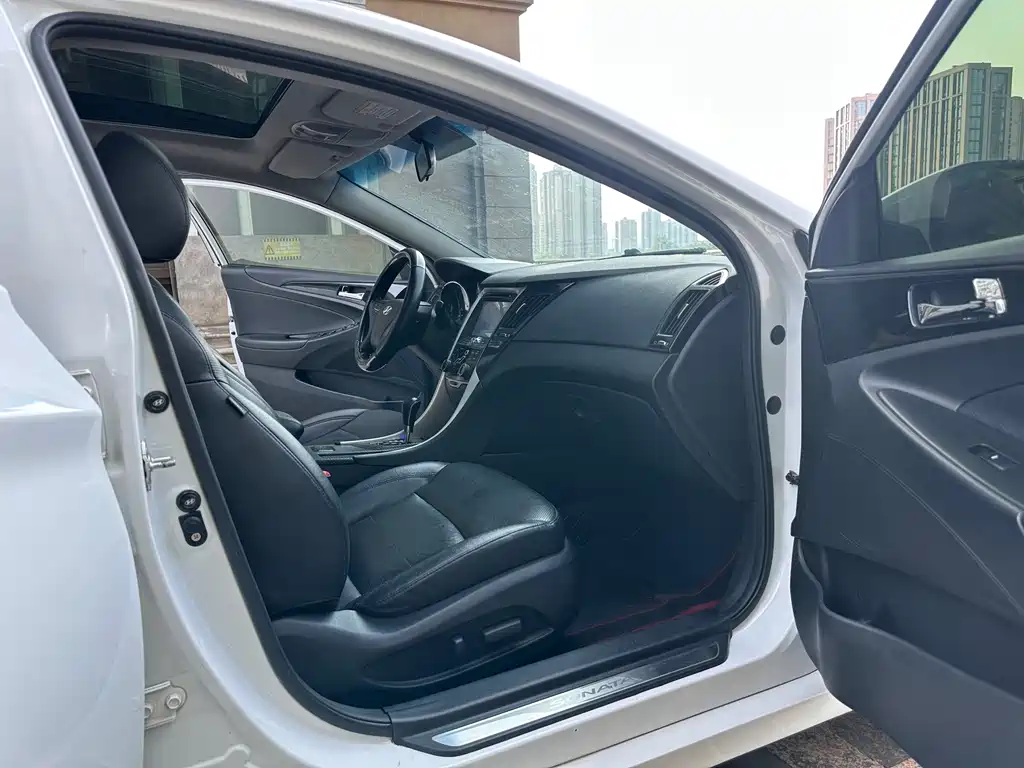 Hyundai Sonata — миниатюра 12