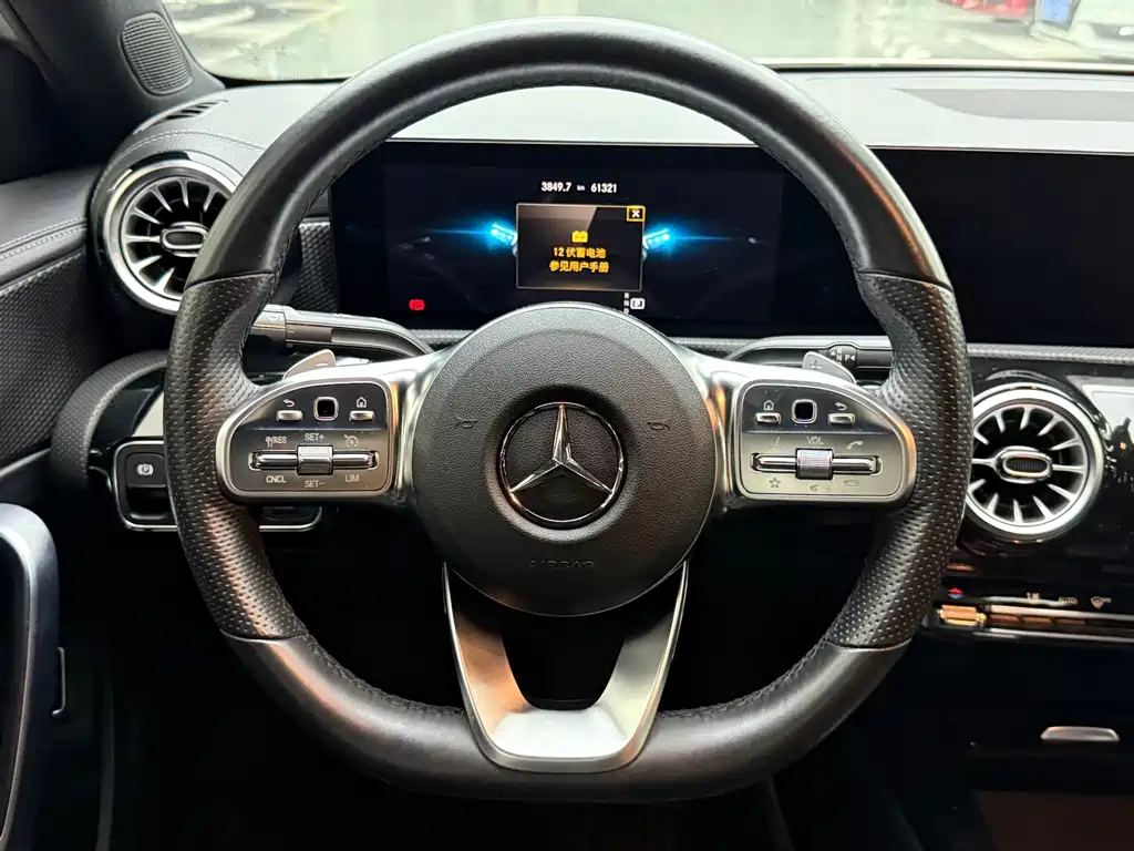Mercedes-Benz A-Class — миниатюра 10