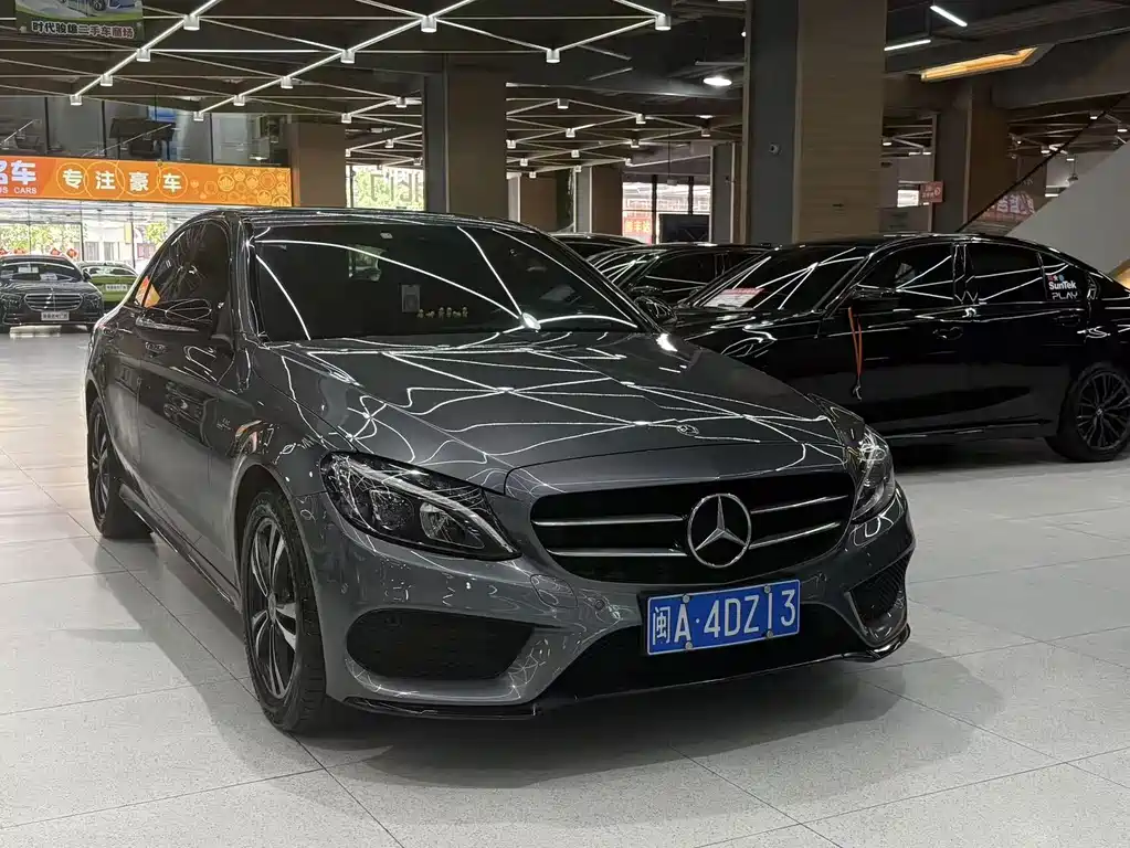 Mercedes-Benz C-Class — миниатюра 3