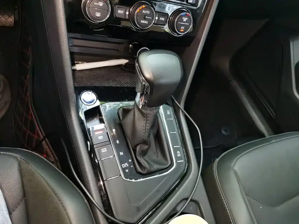Volkswagen Tiguan L — миниатюра 7