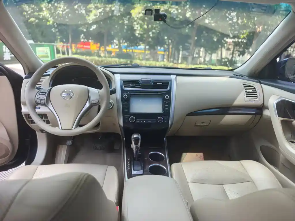 Nissan Teana — миниатюра 8