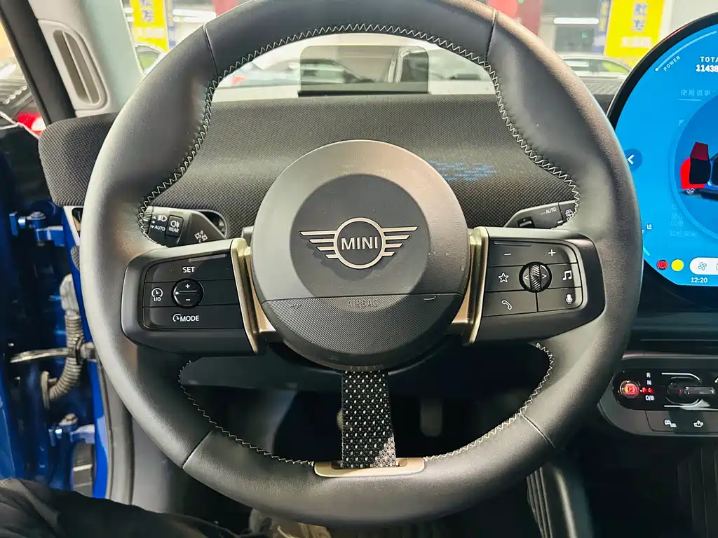 MINI MINI COOPER EV — миниатюра 11