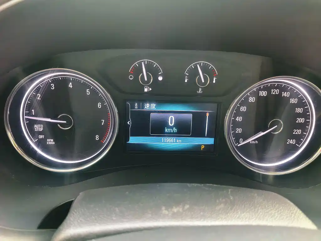 Buick LaCrosse — миниатюра 12