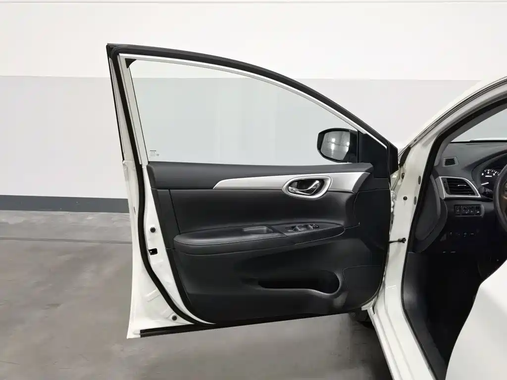 Nissan Sylphy — миниатюра 8