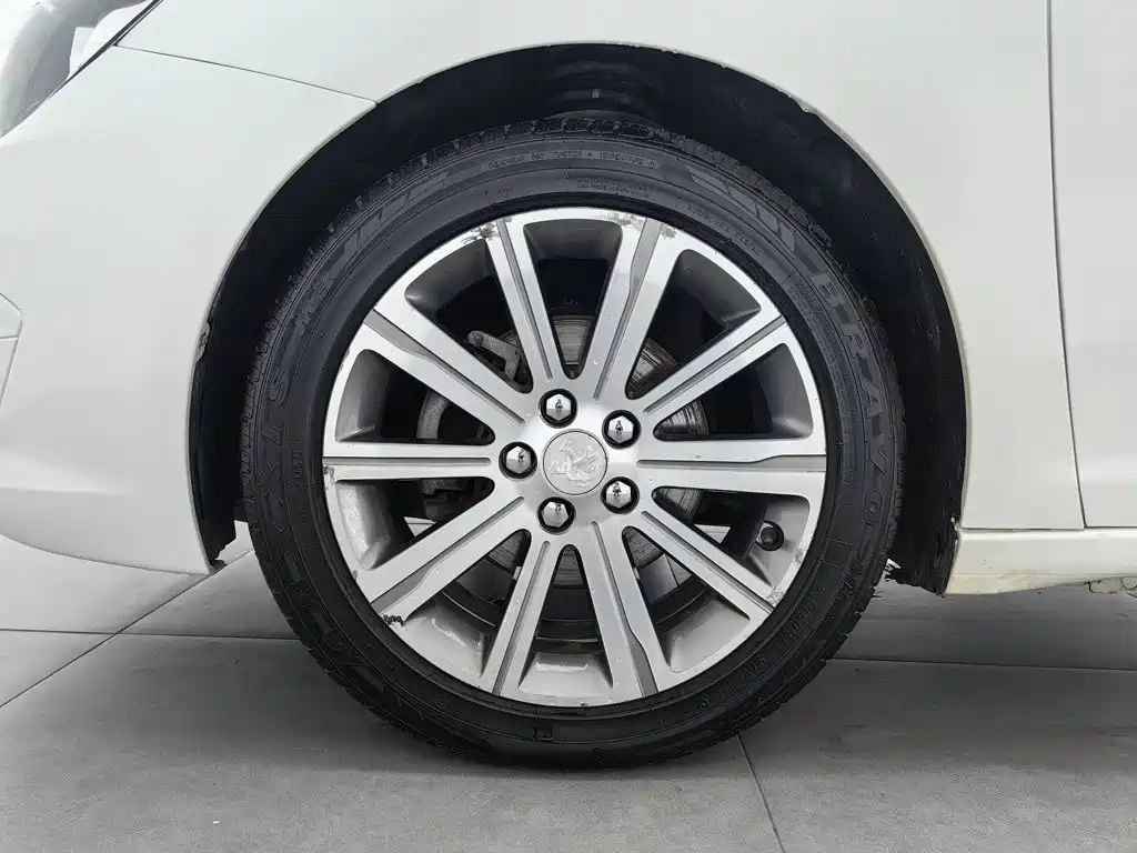 Peugeot 408 — миниатюра 17