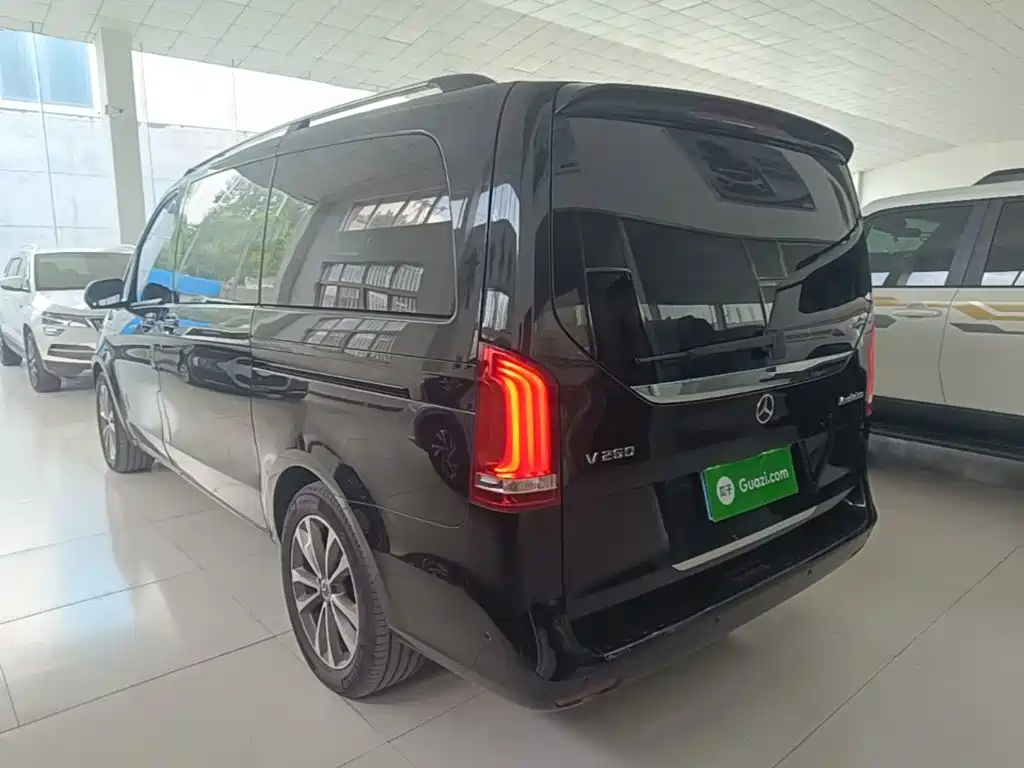 Mercedes-Benz V-Class — миниатюра 5