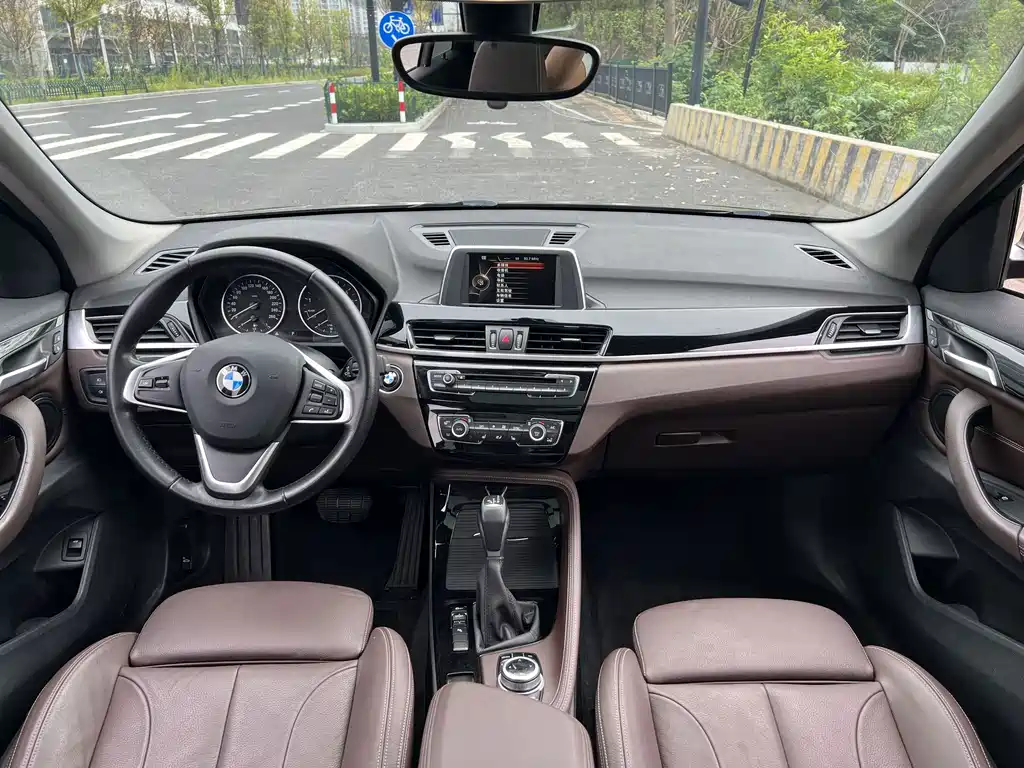 BMW X1 — миниатюра 13