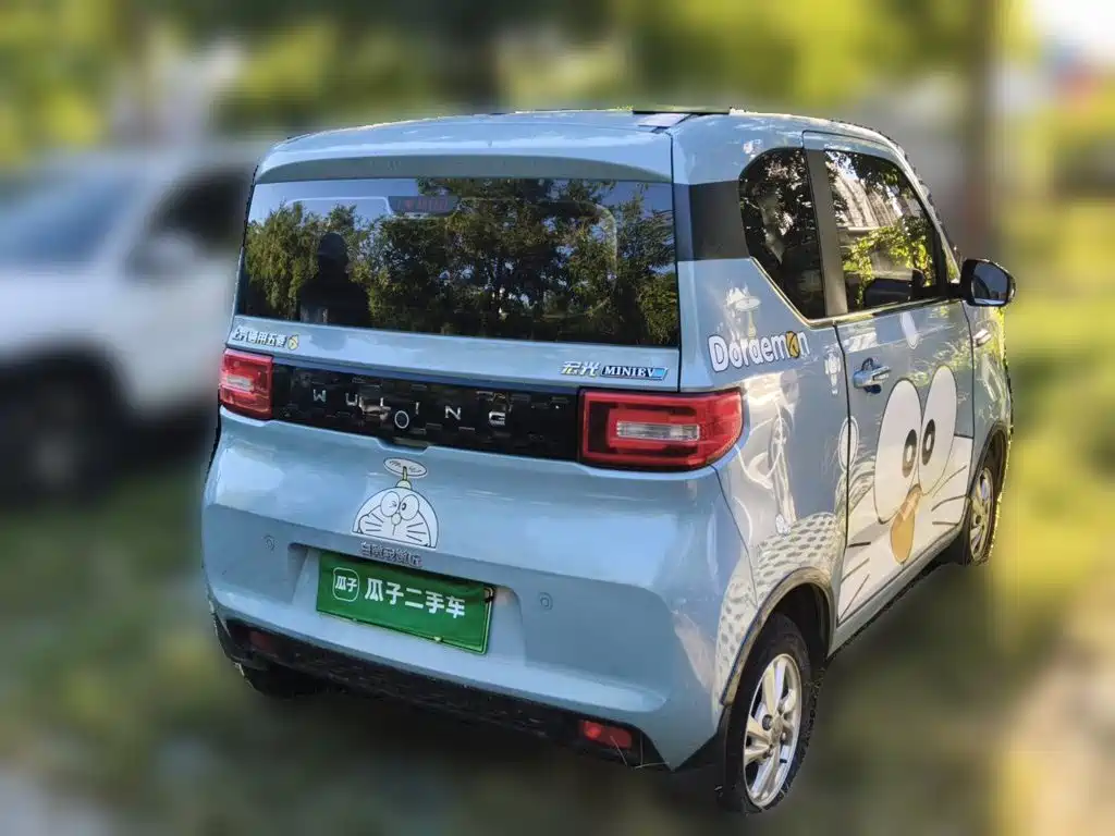 Wuling MINIEV — миниатюра 6