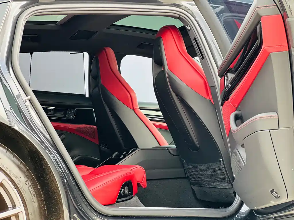 Porsche Panamera — миниатюра 7