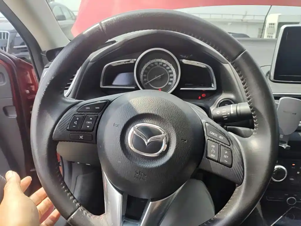 Mazda 3 Axela — миниатюра 11