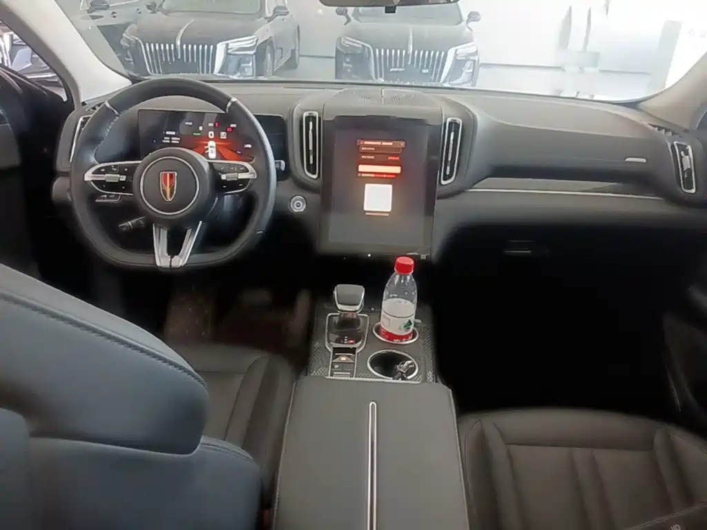 Hongqi Hongqi HS3 PHEV — миниатюра 10