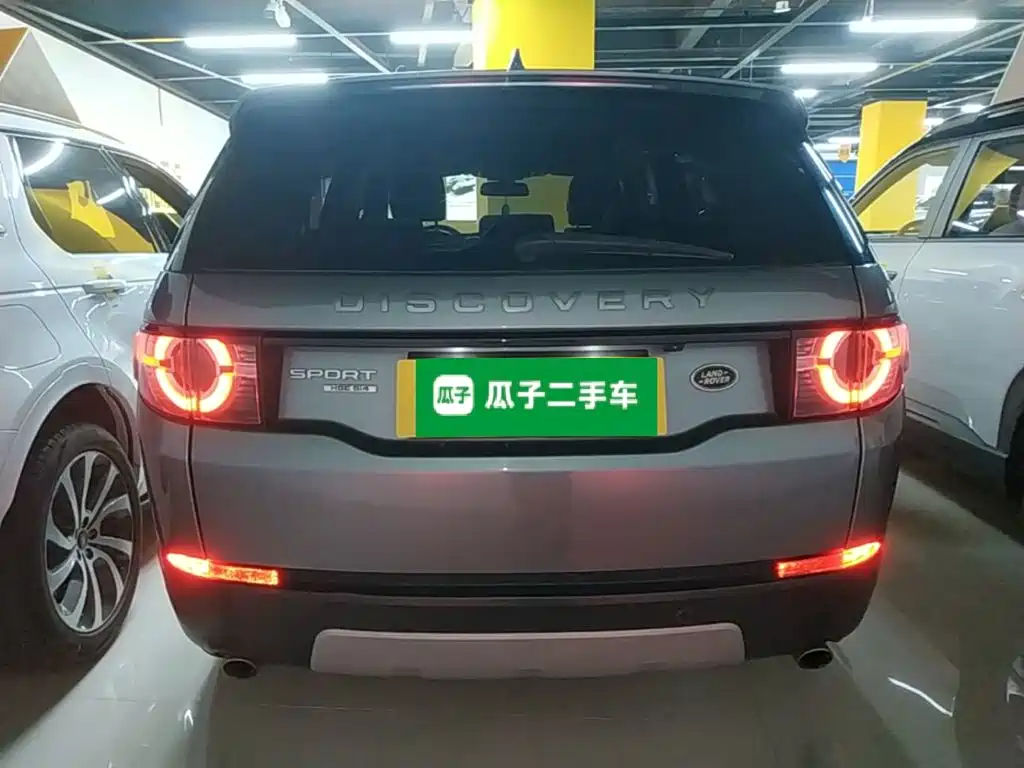 Land Rover Discovery Sport — миниатюра 6