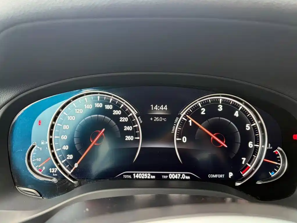 BMW X3 — миниатюра 9