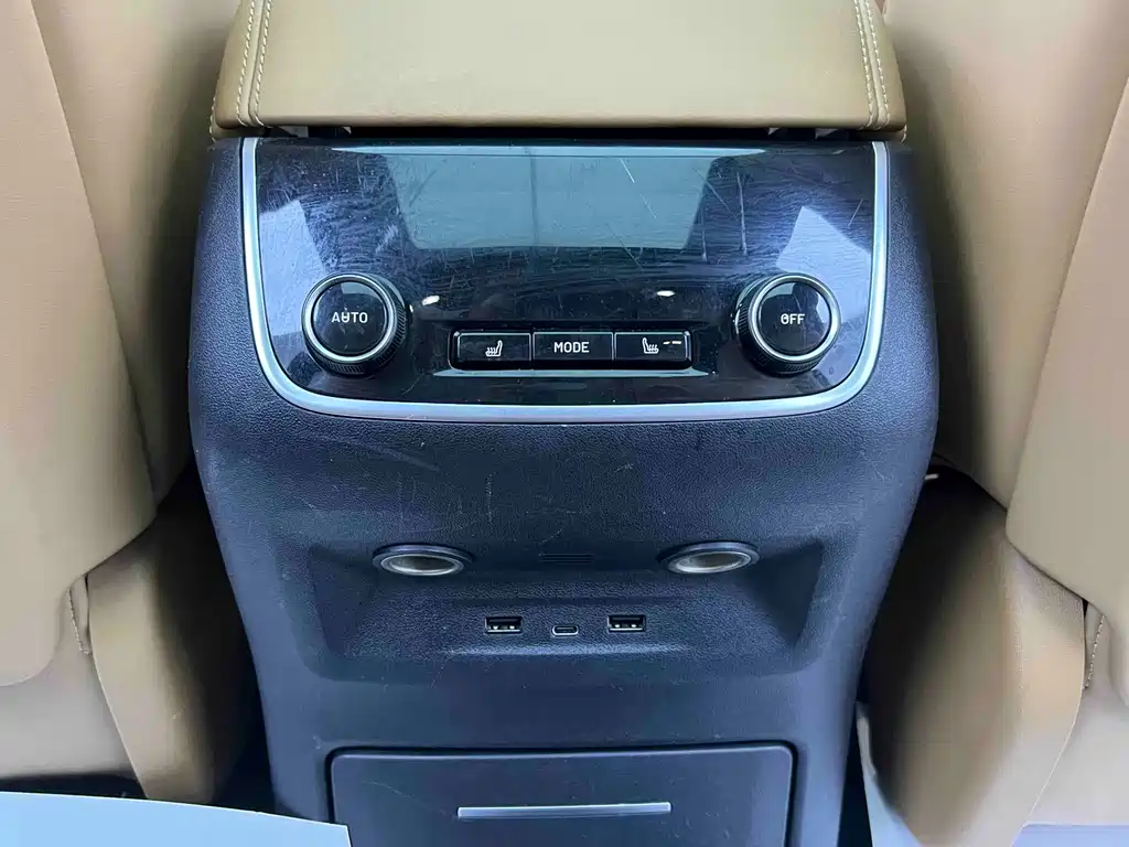 Li Auto Li ONE — миниатюра 20