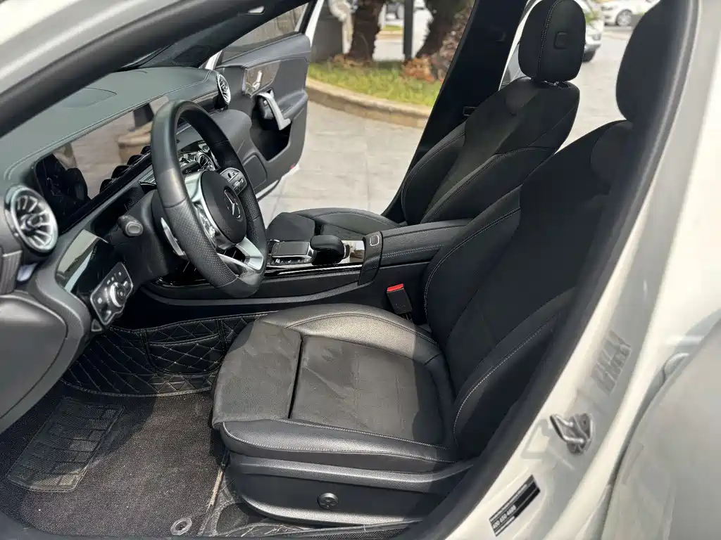 Mercedes-Benz A-Class A 2021 A 200 L Sport Fashion