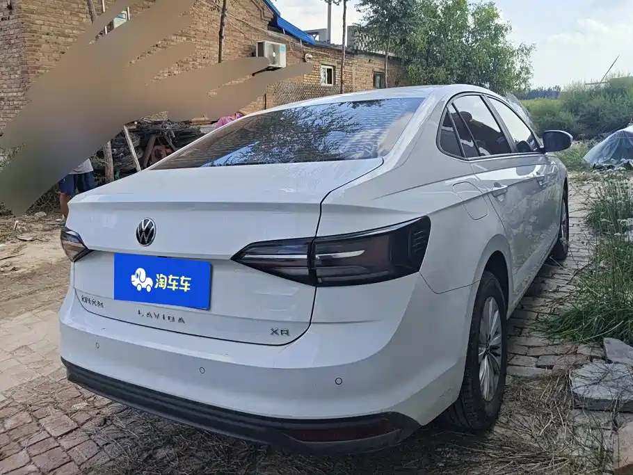Volkswagen Lavida — миниатюра 3