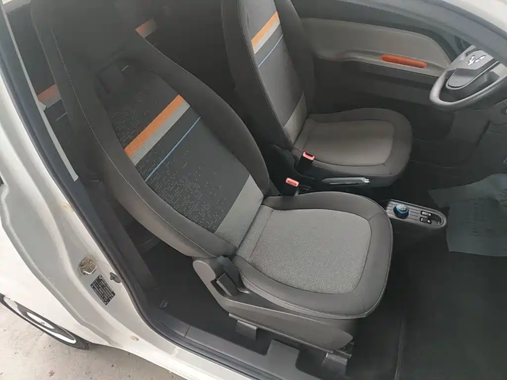 Wuling MINIEV — миниатюра 25