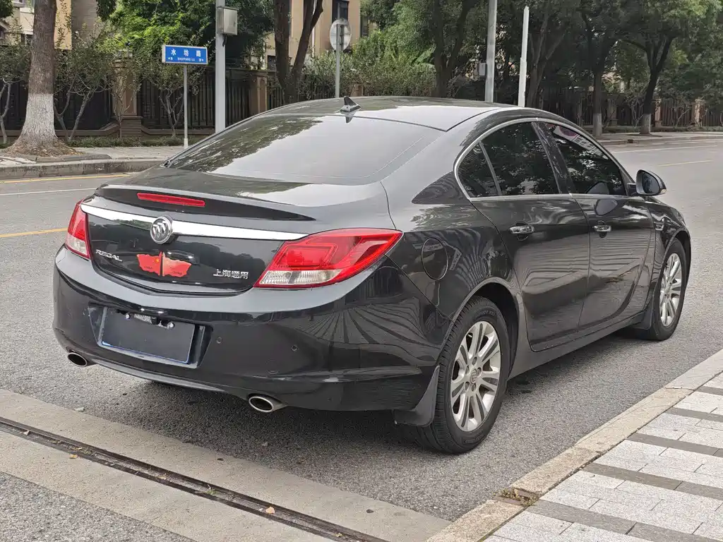 Buick Regal — миниатюра 7