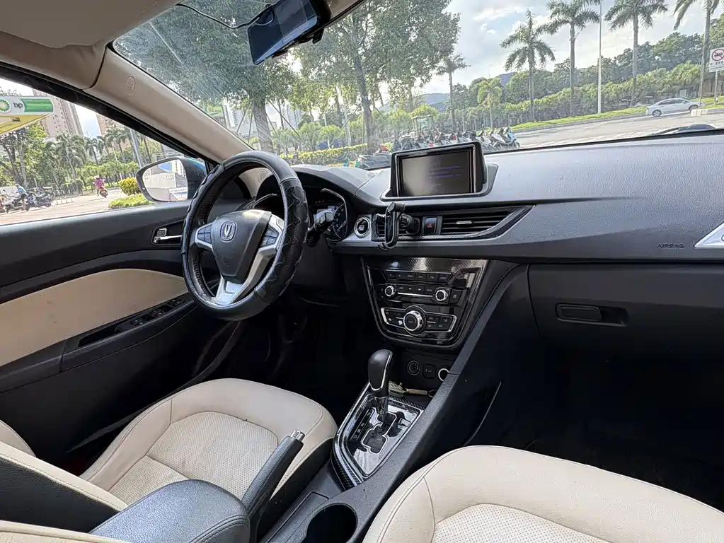 Changan V7 — миниатюра 7