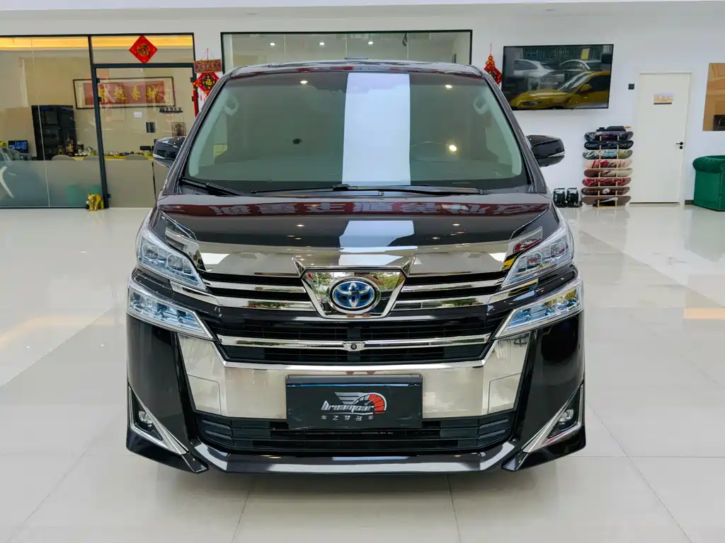 Toyota Vellfire — миниатюра 2