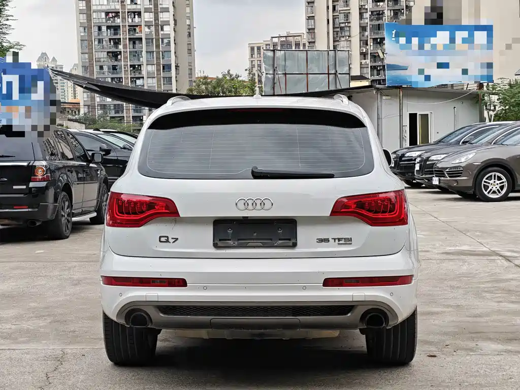 Audi Q7 — миниатюра 5