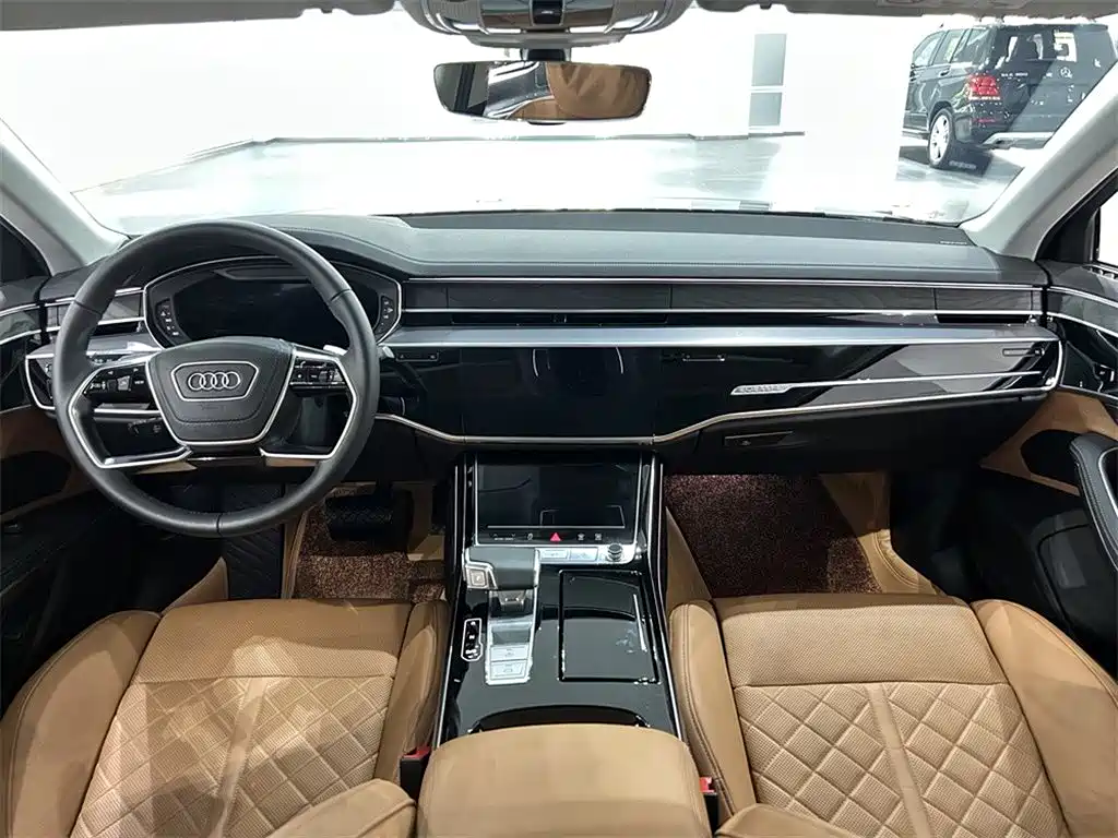 Audi A8 — миниатюра 6
