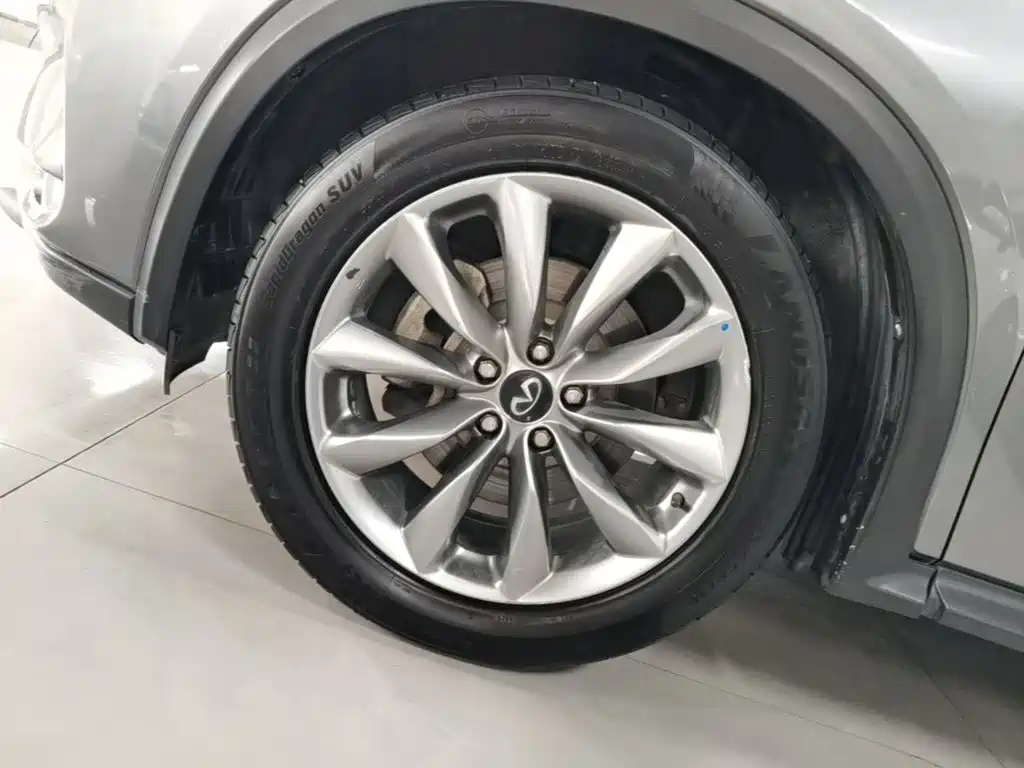 Infiniti QX50 — миниатюра 23