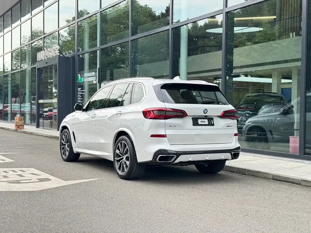 BMW X5 2019 xDrive40i M Sport