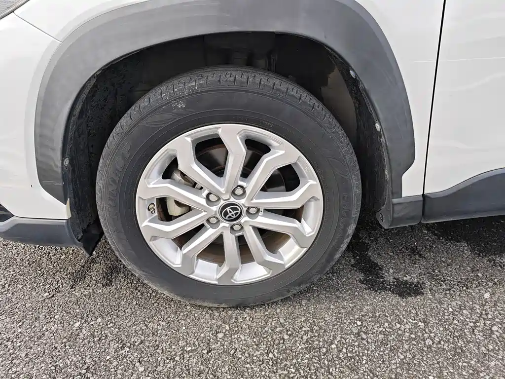 Toyota Frontlander — миниатюра 15