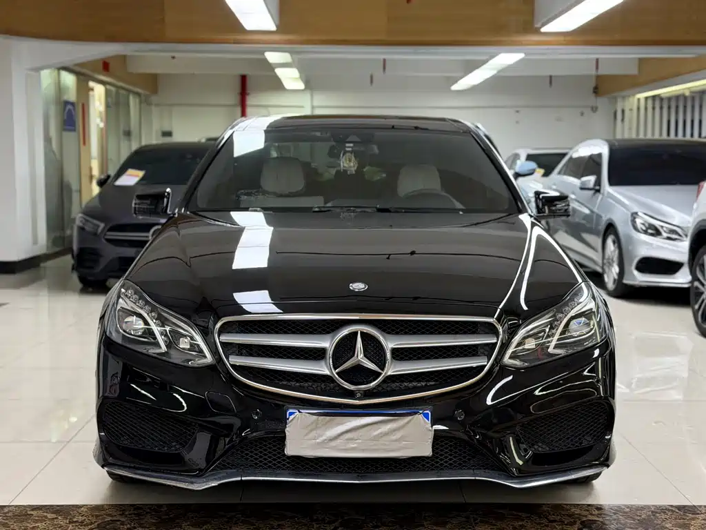 Mercedes-Benz E-Class — миниатюра 2