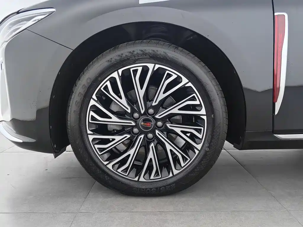 Hongqi Hongqi H5 — миниатюра 17