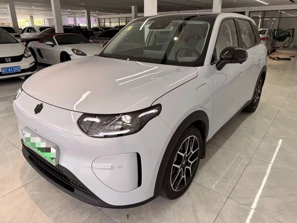 Leapmotor 零跑A10