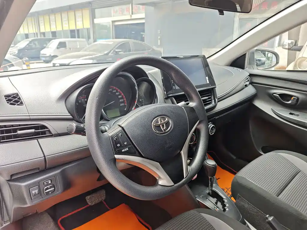 Toyota Vios — миниатюра 8