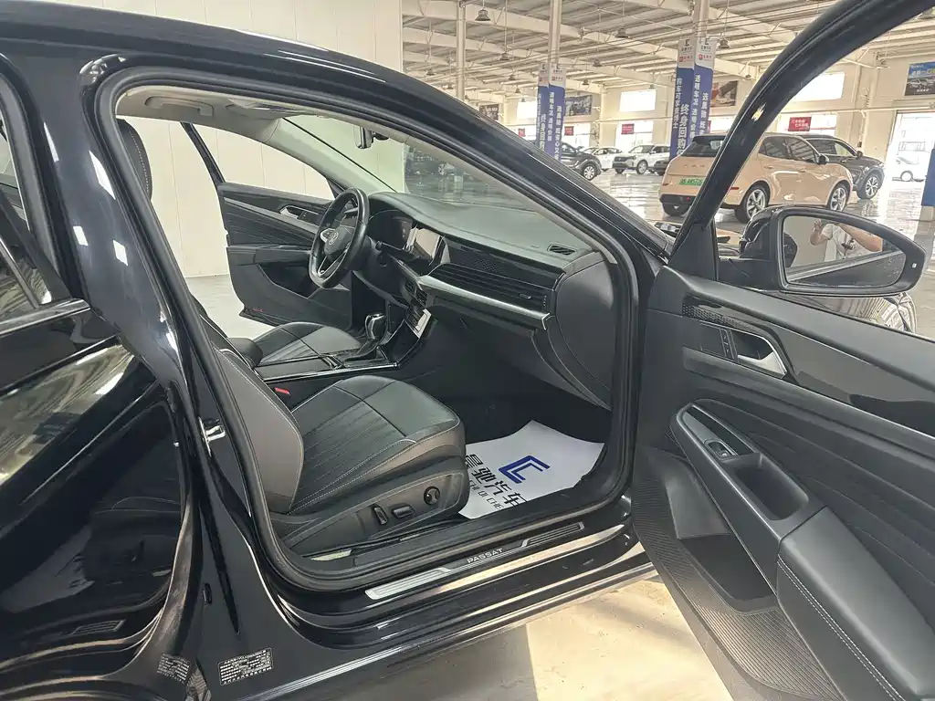 Volkswagen Passat — миниатюра 13