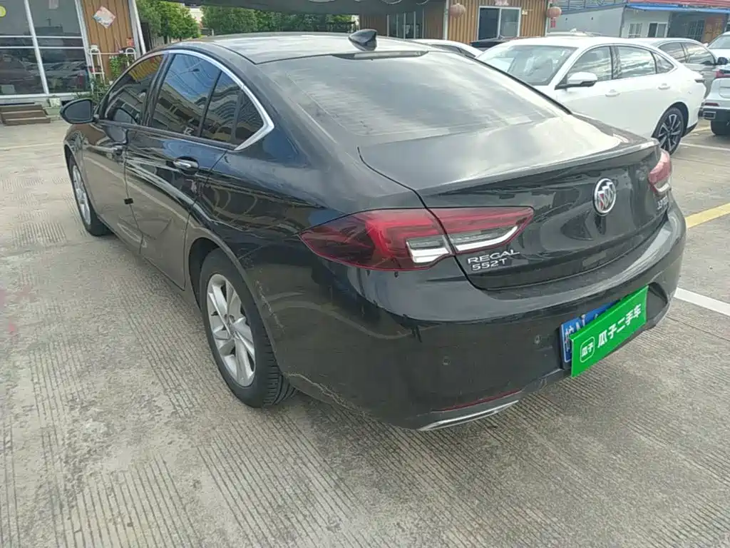 Buick Regal — миниатюра 5