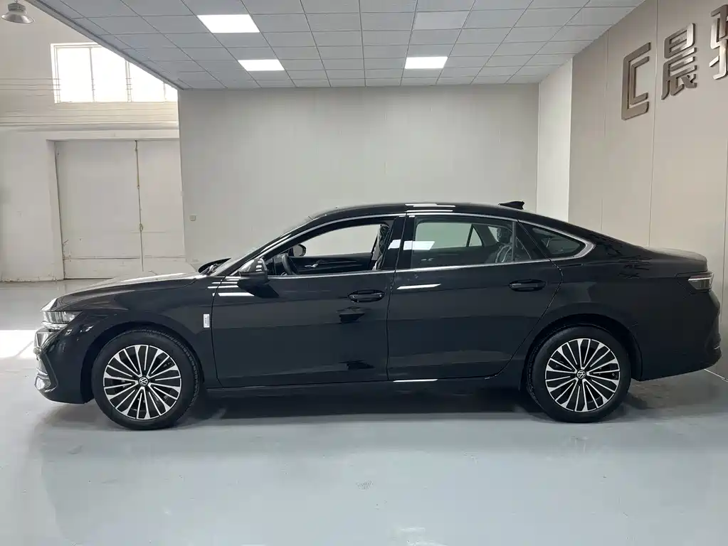 Volkswagen Magotan — миниатюра 12