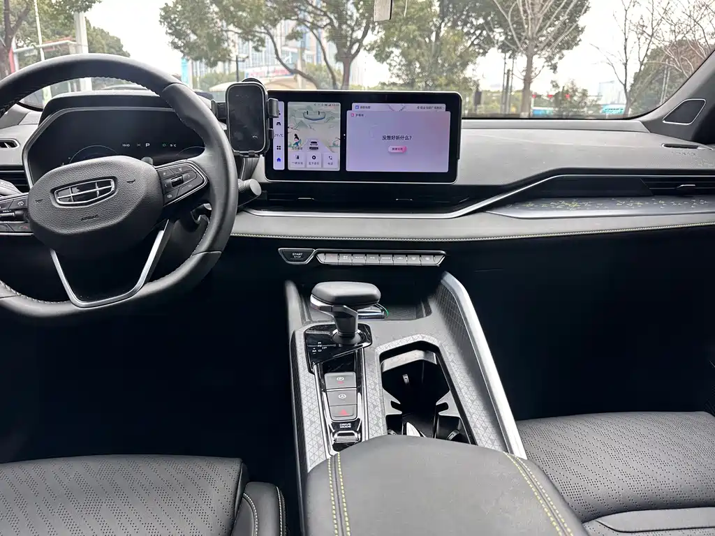 Geely Xingrui — миниатюра 10