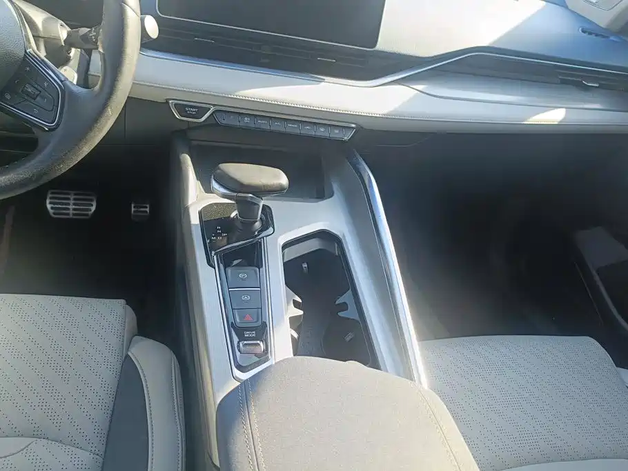 Geely Xingrui — миниатюра 16