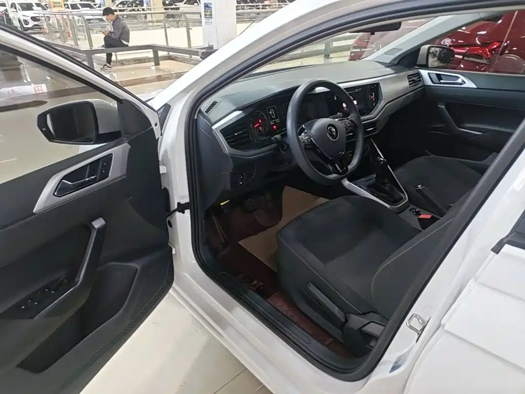 Volkswagen Polo — миниатюра 16