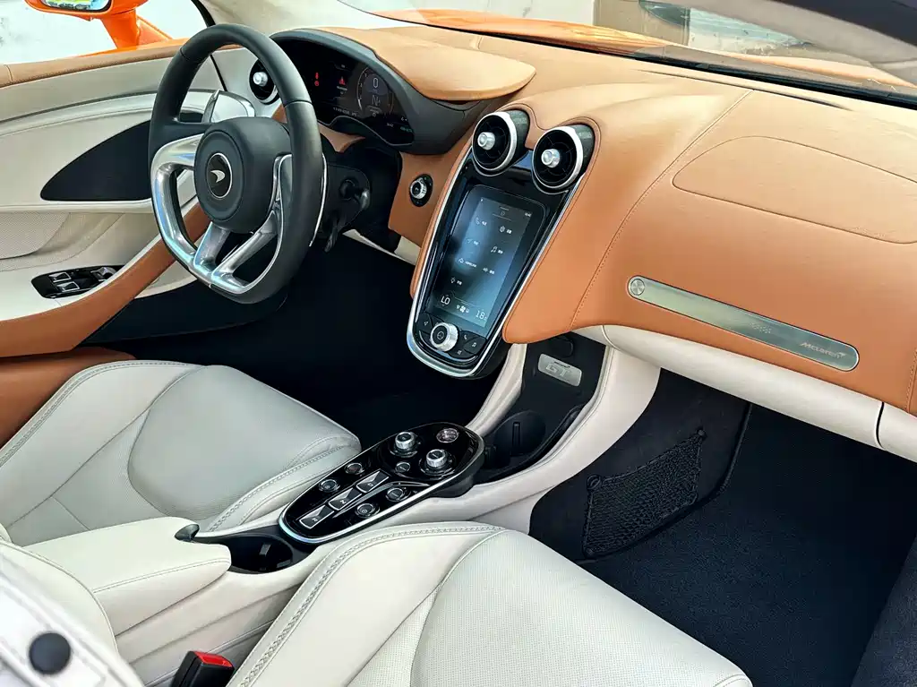 McLaren GT — миниатюра 13