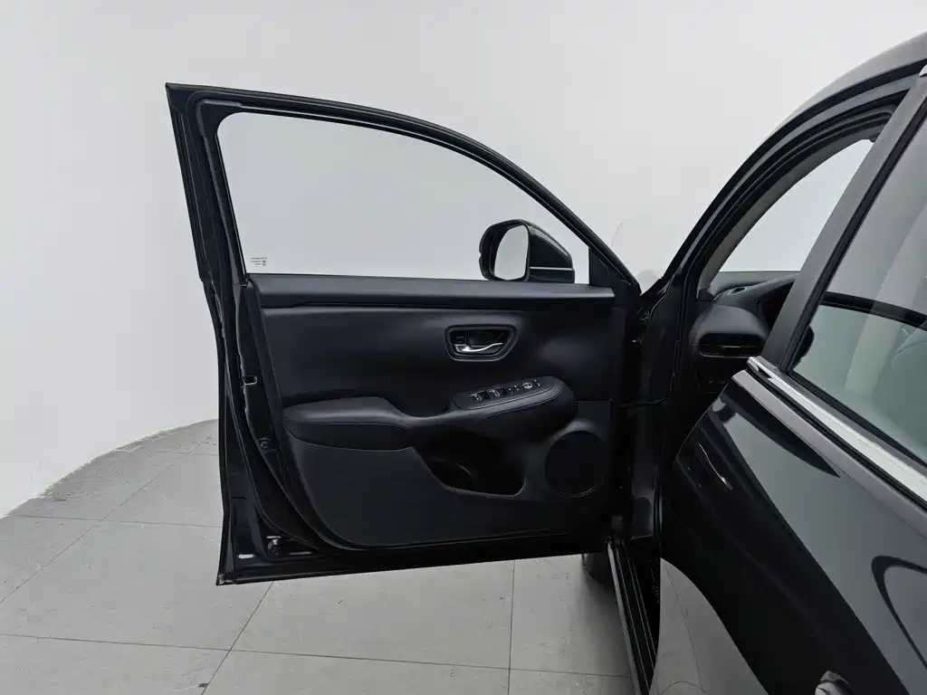 Honda ZR-V — миниатюра 8